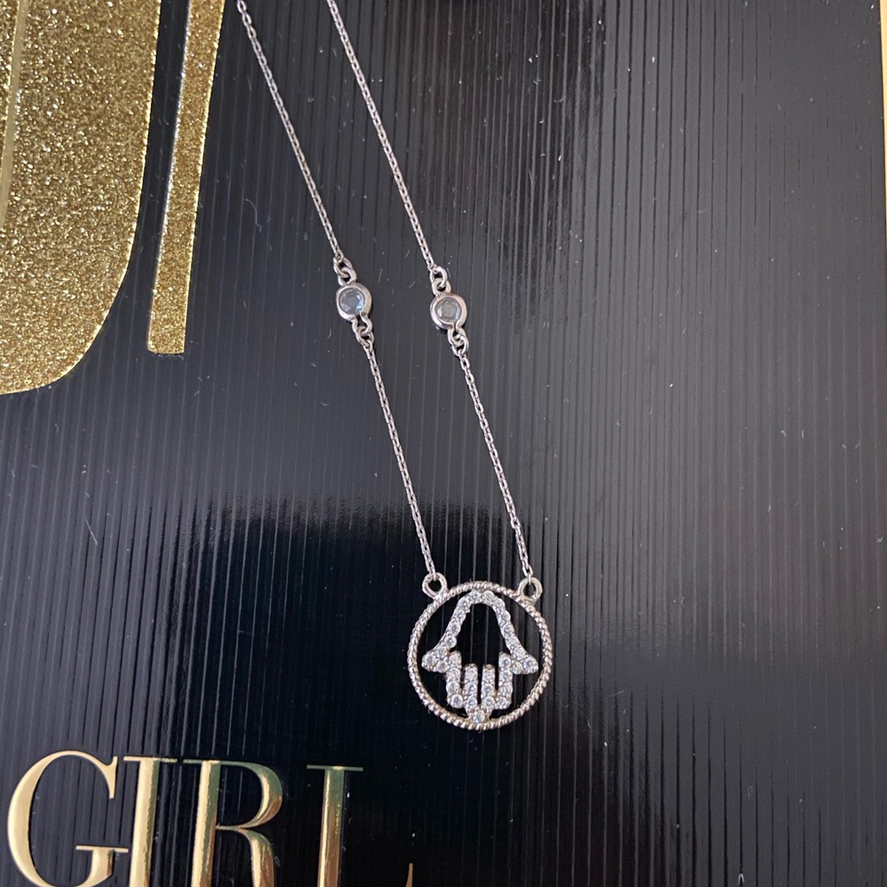 Silver 925 hand of Fatima charm with chain